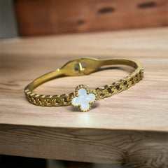 Single Clover Bracelet